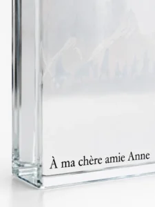 Message personnalisé au dos du vase